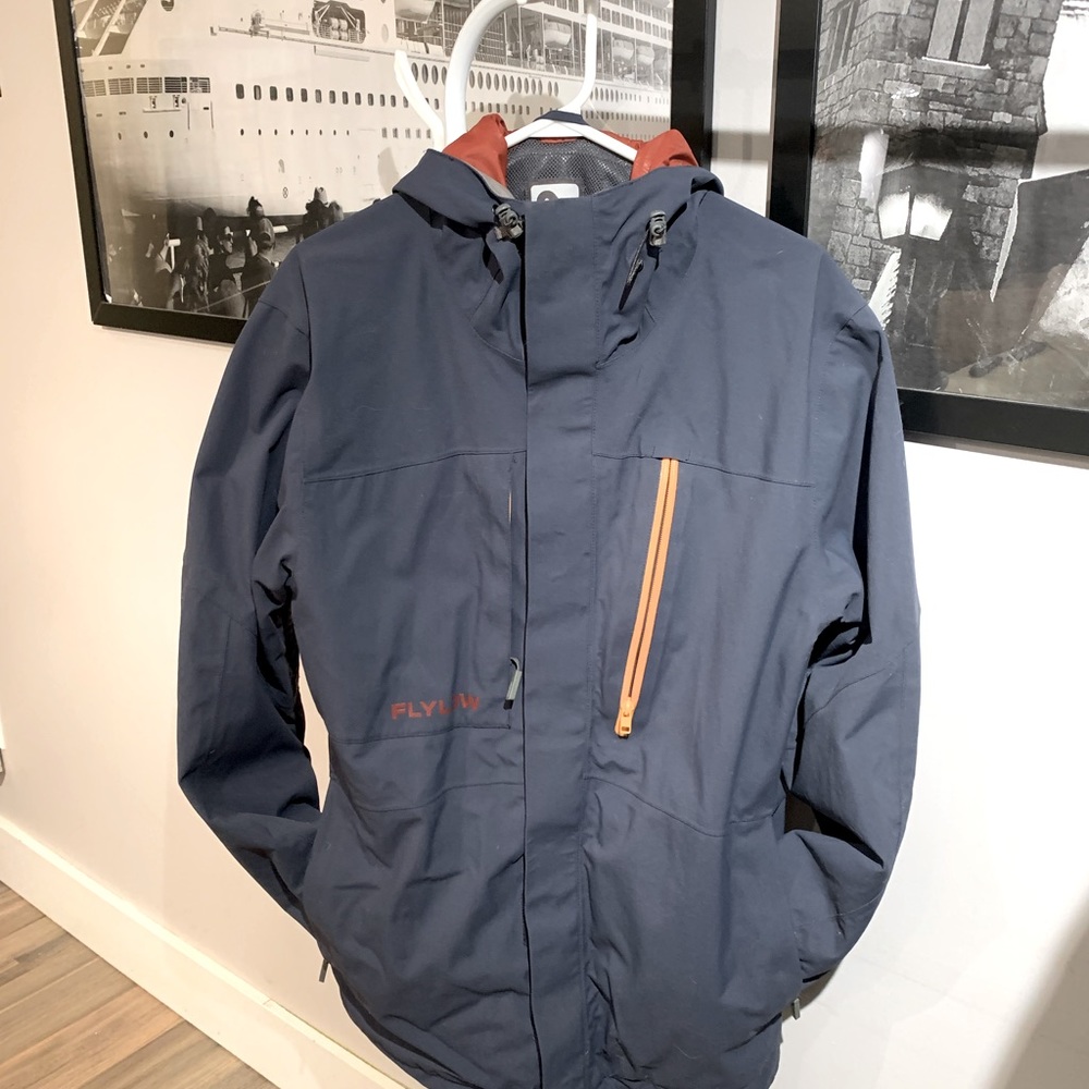 Men’s fly low ski jacket shell size medium